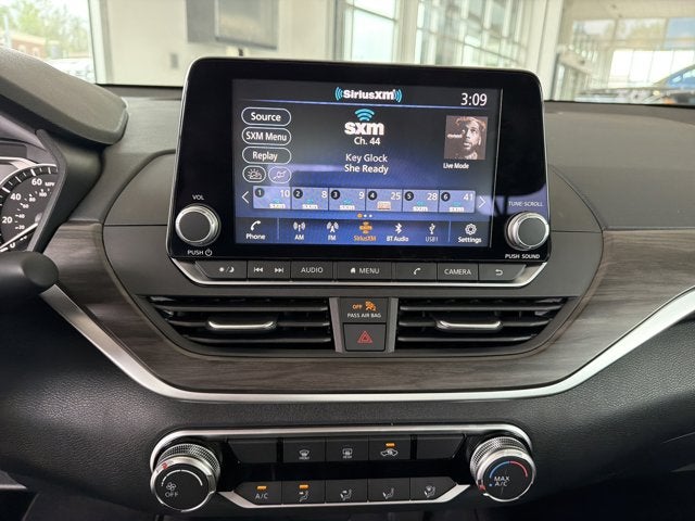 2026 Nissan Altima SV