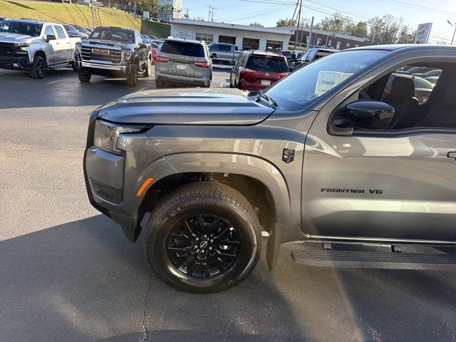 2027 Nissan Frontier SV