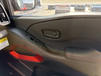 2026 Nissan Frontier PRO-4X w/R Package