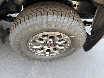 2026 Nissan Frontier PRO-4X w/R Package