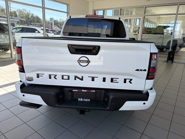 2027 Nissan Frontier SV