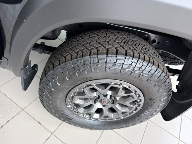 2026 Nissan Frontier PRO-4X w/R Package