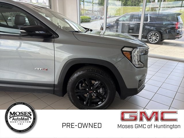2023 GMC Terrain AT4