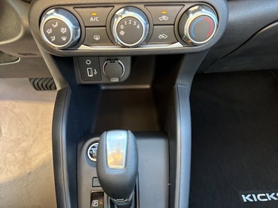 2025 Nissan Kicks Play S