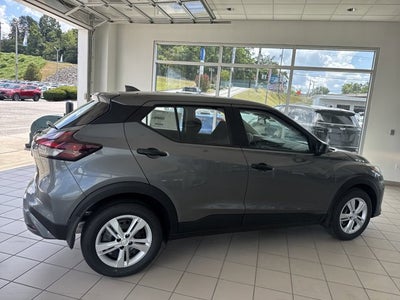 2025 Nissan Kicks Play S