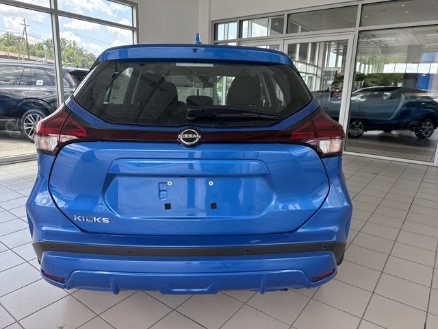 2025 Nissan Kicks Play S