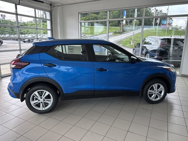 2025 Nissan Kicks Play S