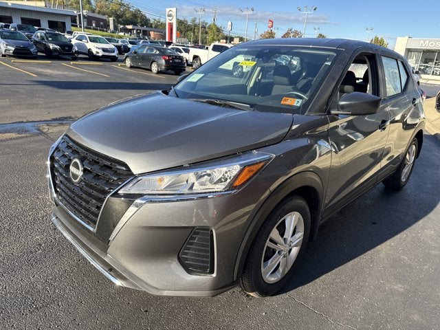 2025 Nissan Kicks Play S