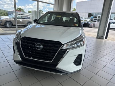 2025 Nissan Kicks Play S