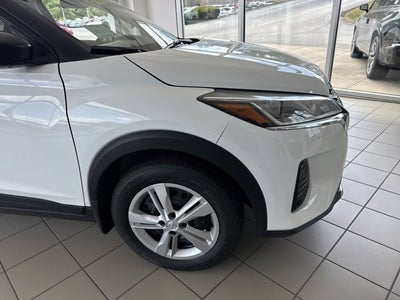 2025 Nissan Kicks Play S