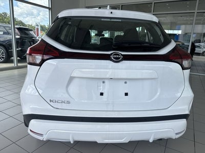 2025 Nissan Kicks Play S