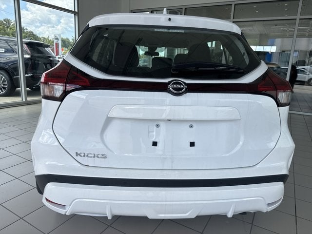 2025 Nissan Kicks Play S