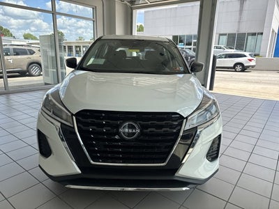 2025 Nissan Kicks Play S