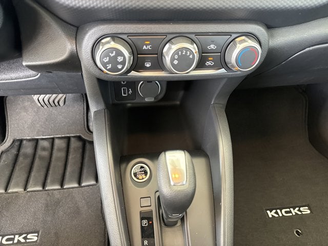 2025 Nissan Kicks Play S
