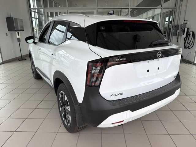 2027 Nissan Kicks SV