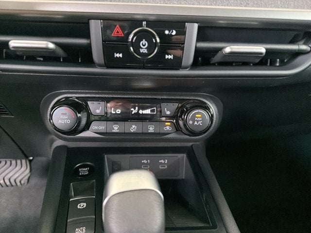 2027 Nissan Kicks SV