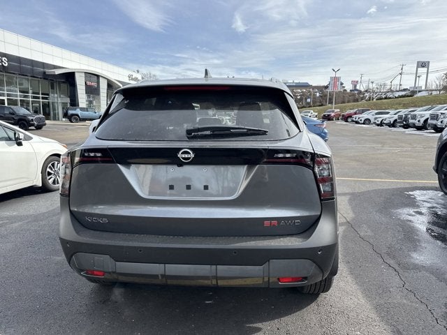 2025 Nissan Kicks SR