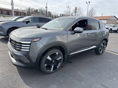 2025 Nissan Kicks SR