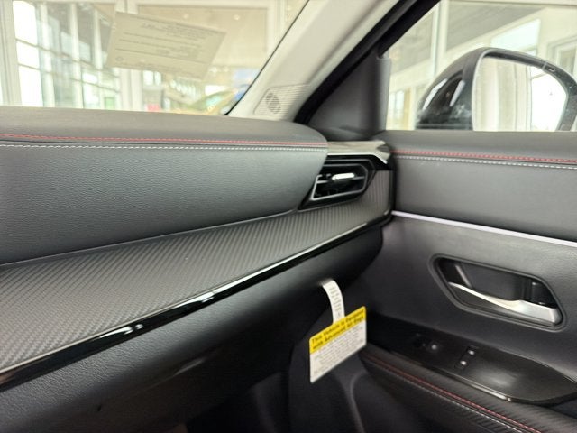 2027 Nissan Kicks SR
