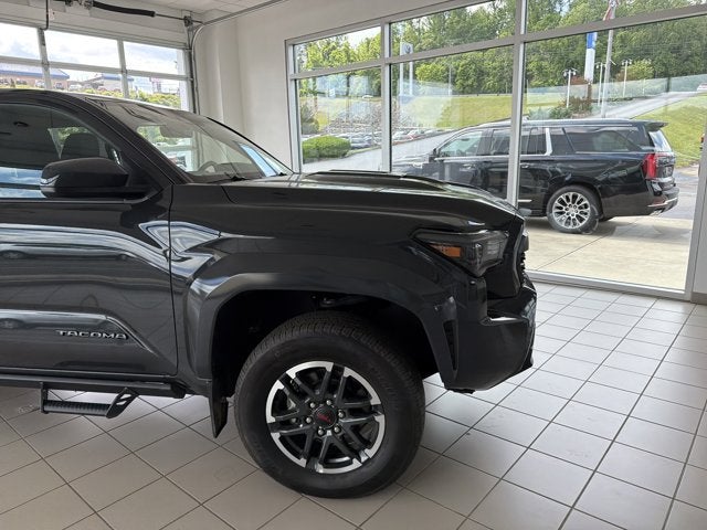 2024 Toyota Tacoma 4WD TRD Sport
