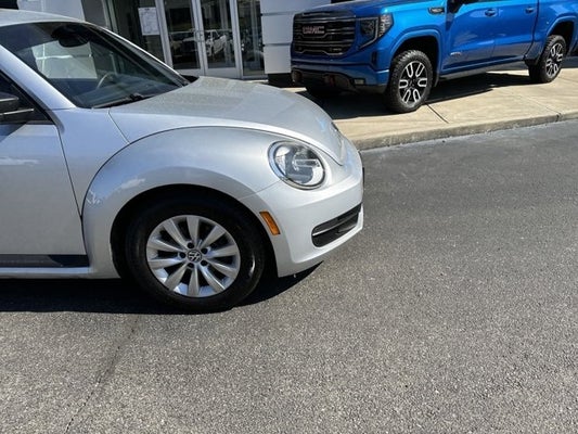 2014 Volkswagen Beetle 2.5L Entry in Huntington, WV - Moses AutoMall Huntington