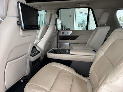 2021 Lincoln Navigator L Reserve