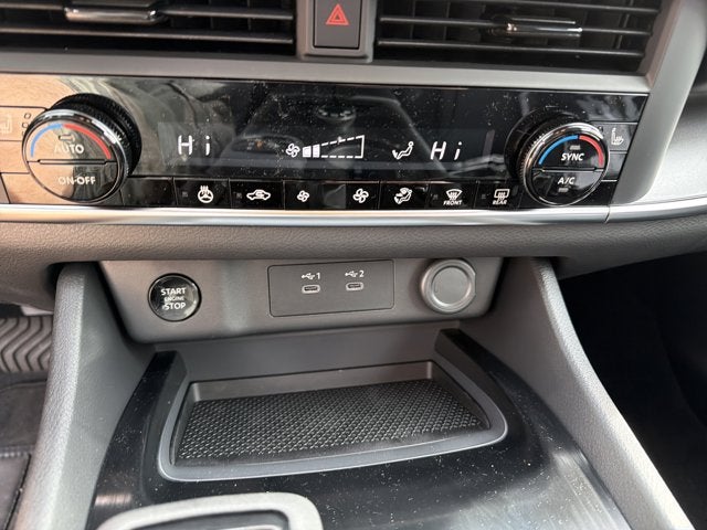 2026 Nissan Rogue Dark Armor