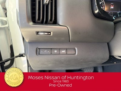 2023 Nissan Pathfinder SL