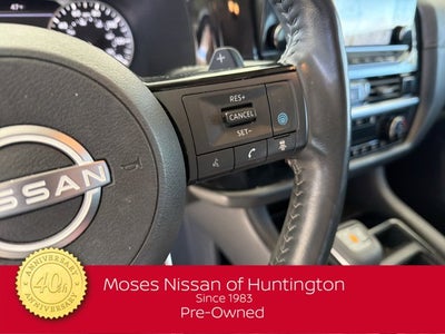 2023 Nissan Pathfinder SL