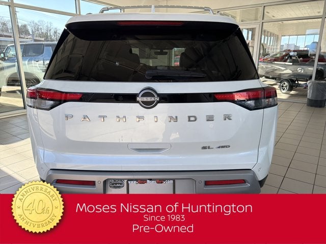 2023 Nissan Pathfinder SL