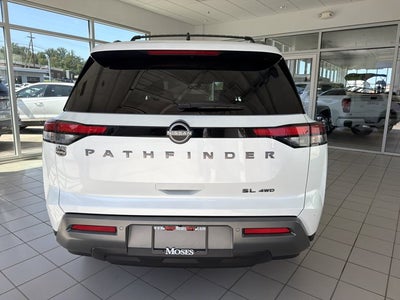 2026 Nissan Pathfinder SL