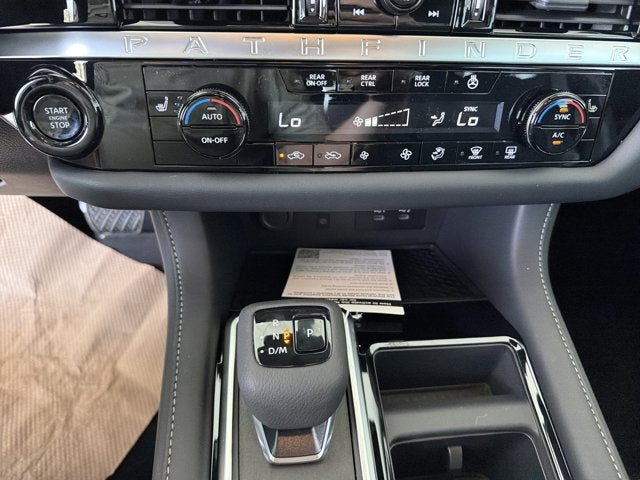 2026 Nissan Pathfinder SL