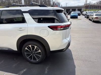 2026 Nissan Pathfinder Platinum