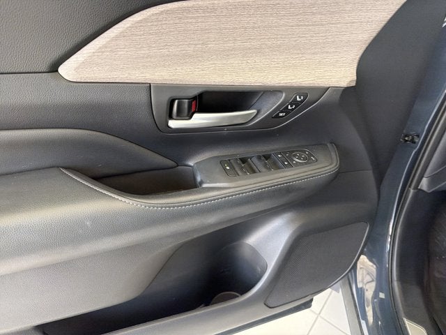 2025 Toyota Grand Highlander Platinum