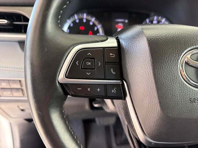 2020 Toyota Highlander LE