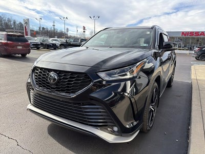 2022 Toyota Highlander XSE