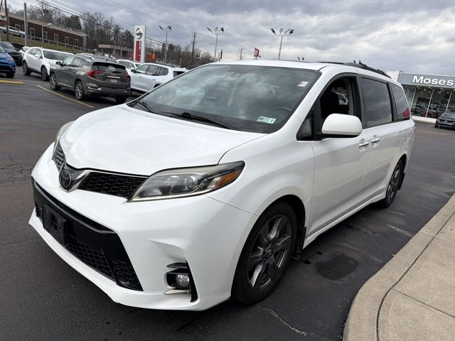 2018 Toyota Sienna BASE