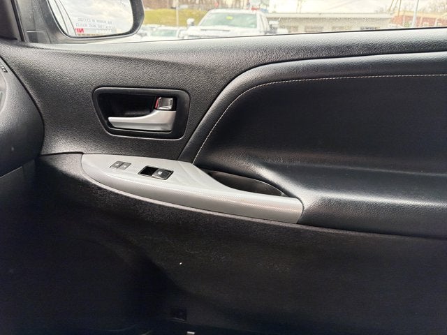 2018 Toyota Sienna BASE