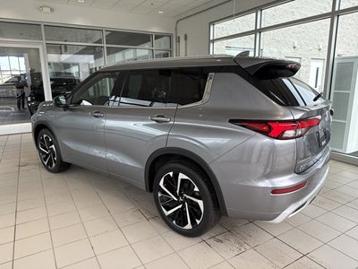 2022 Mitsubishi Outlander SEL Launch Edition