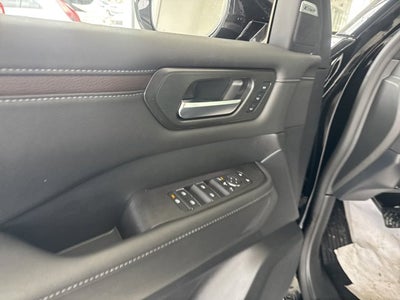 2025 Nissan Armada SL