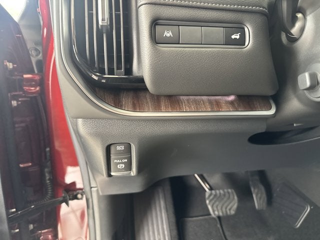 2025 Nissan Armada Platinum