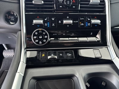 2025 Nissan Armada Platinum