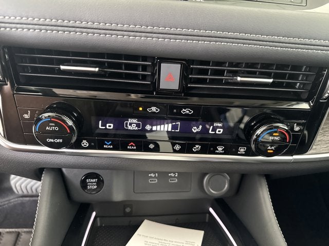 2025 Nissan Rogue Platinum