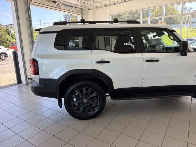 2024 Toyota Land Cruiser BASE