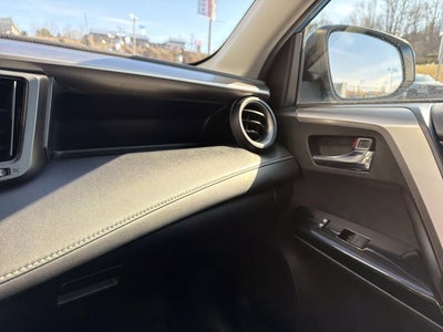 2016 Toyota RAV4 Hybrid Limited