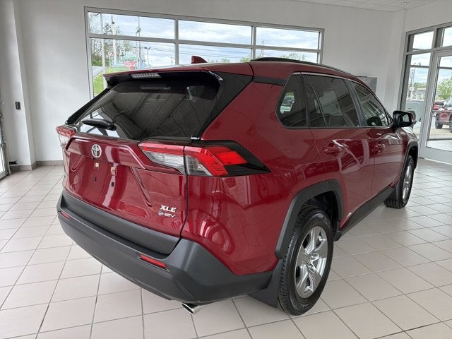 2025 Toyota RAV4 Hybrid XLE