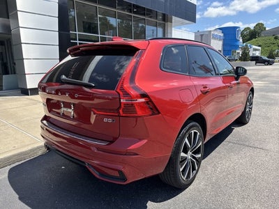 2023 Volvo XC60 Ultimate Dark Theme